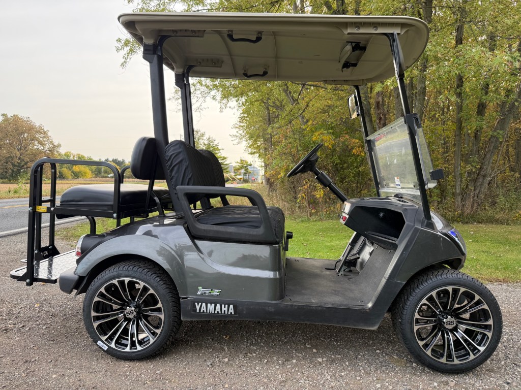 Carbon 2021 Yamaha Drive2 EFI golf cart for sale in Byron, MI