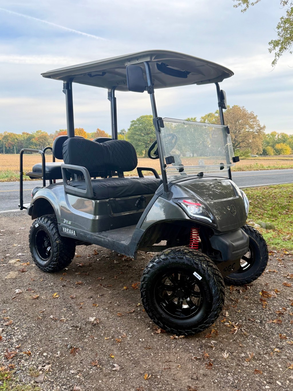 2021 Lifted Carbon Yamaha Drive2 EFI Golf Cart